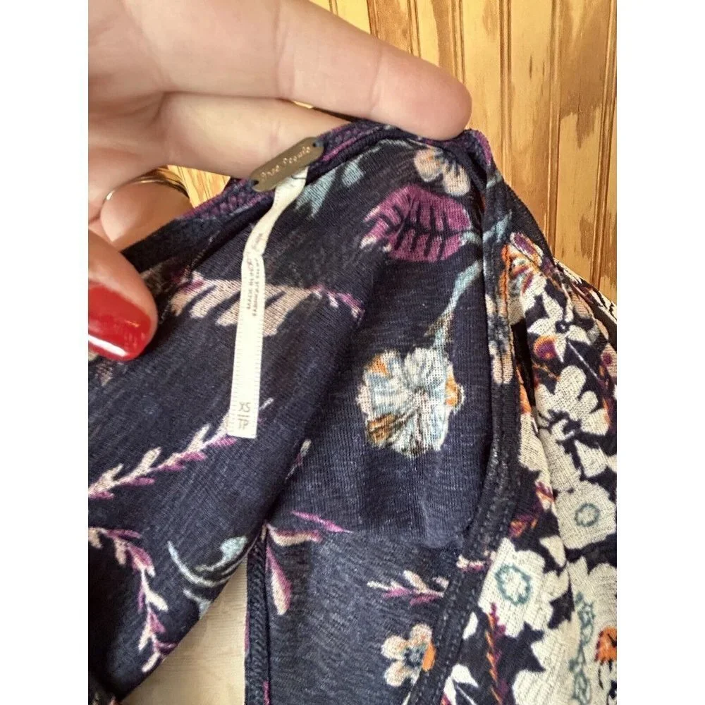 Free People Babydoll Floral Blue/Purple Oversize‎ Stretch Blouse XS  Long Sleeve